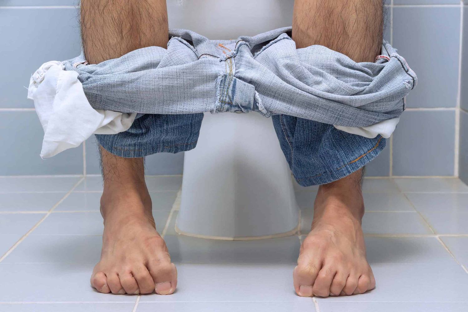 Symptoms of constipation include going for a poo fewer than 3 times in a week and finding it hard to poo.