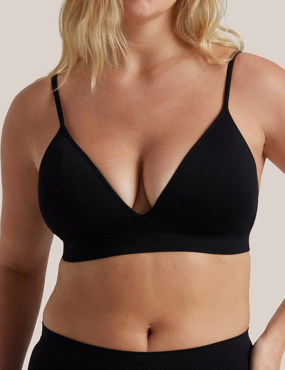 Bare Essentials Moulded Wirefree Bra – Black